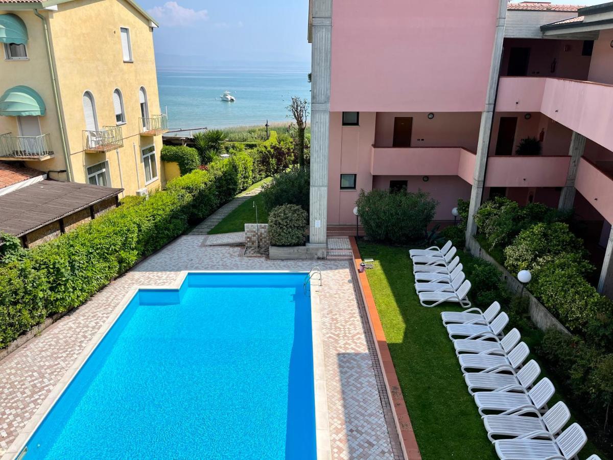 سيرمِيوني Residence Virgilio المظهر الخارجي الصورة