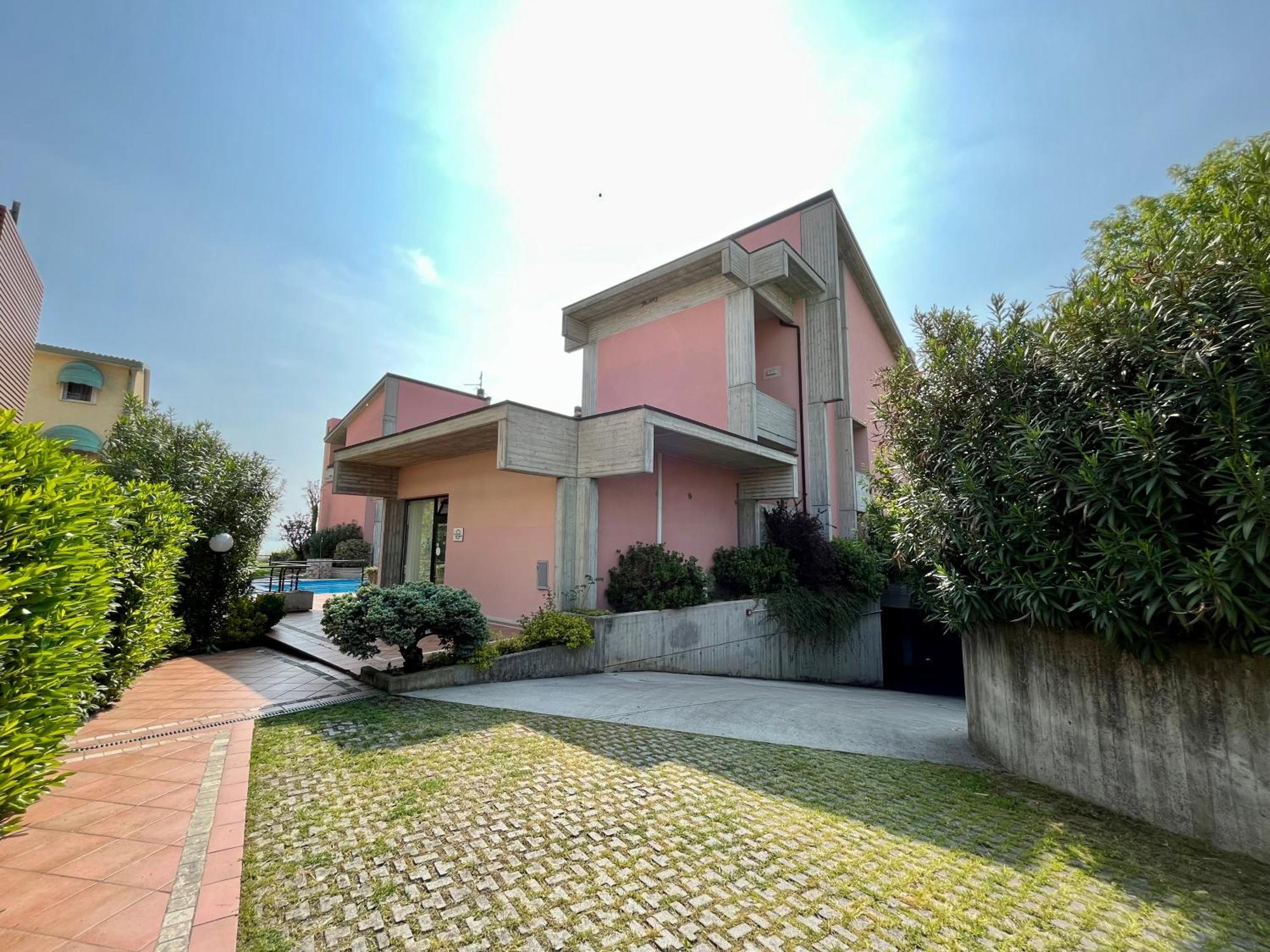 سيرمِيوني Residence Virgilio المظهر الخارجي الصورة