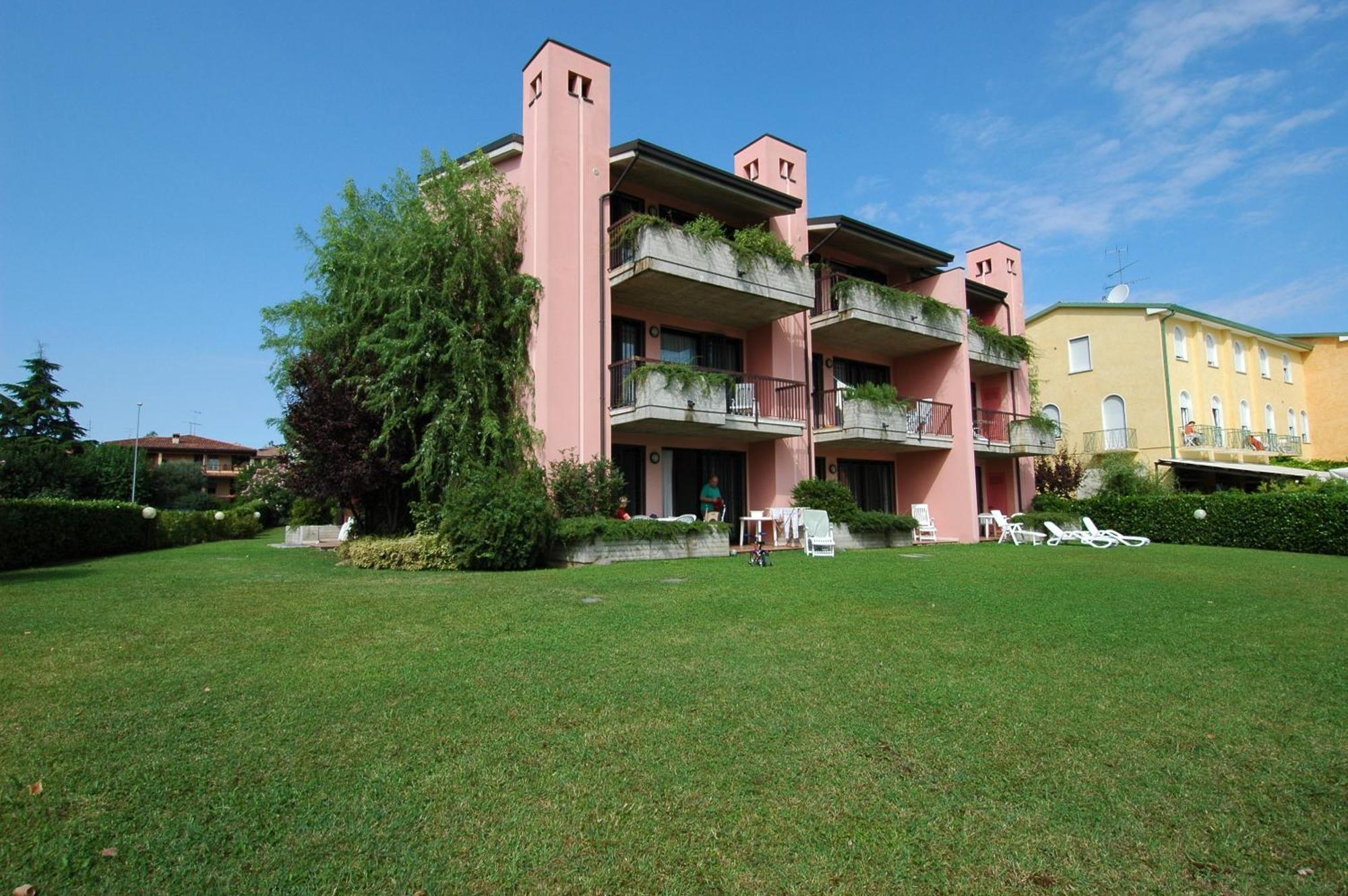 سيرمِيوني Residence Virgilio المظهر الخارجي الصورة